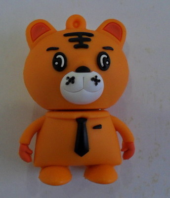 工厂直销电子礼品USB 创意青花瓷U盘与电池U盘的特色与优势